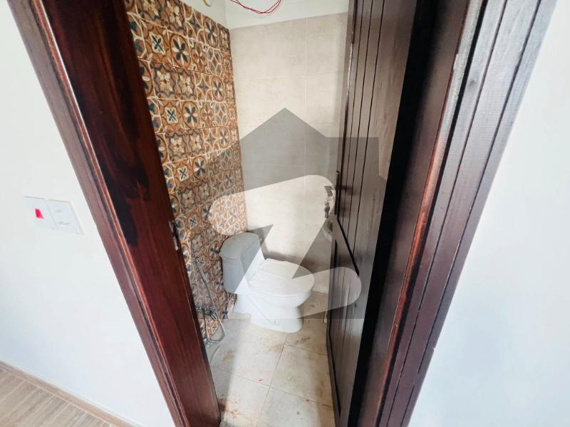 150 sq yd 3-Bedroom House in Palm Village — view 4