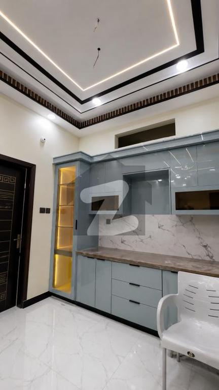 120 sq yd 6-Bedroom House in Qadir Avenue Block 2 — view 2