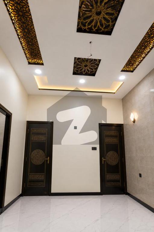 120 sq yd 6-Bedroom House in Qadir Avenue Block 2 — view 3