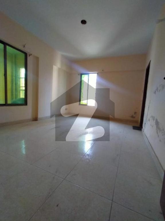 1,420 sq ft 3-Bedroom Flat in Pearl Residency — view 3